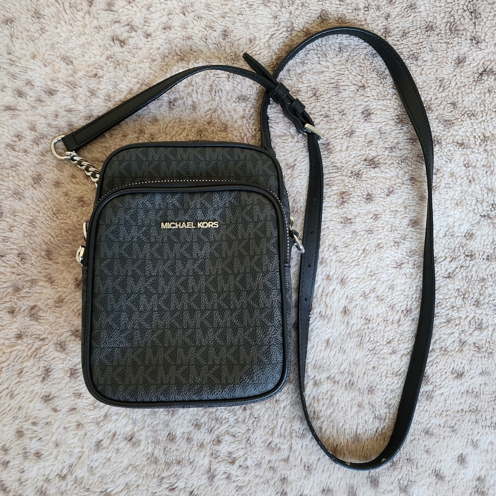 Michael Kors Jet Set Travel medium logo crossbody bag Black
